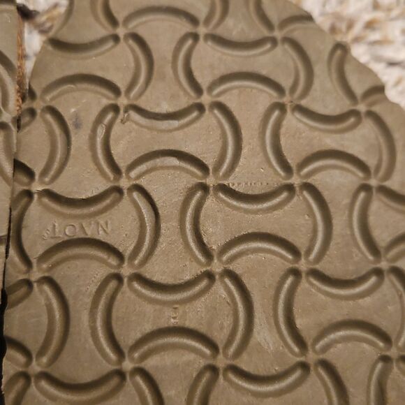 Naot Metallic Leather Sandals Size 41 | Rhinestone Detail | Comfort Footbed - Picture 6 of 7